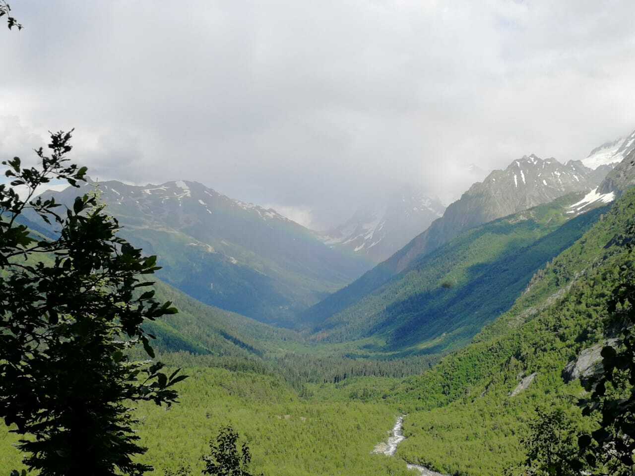 Горное ущелье Кавказа
